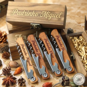Kit Saca-Rolhas Personalizado em Caixa de Madeira Premium para Padrinhos